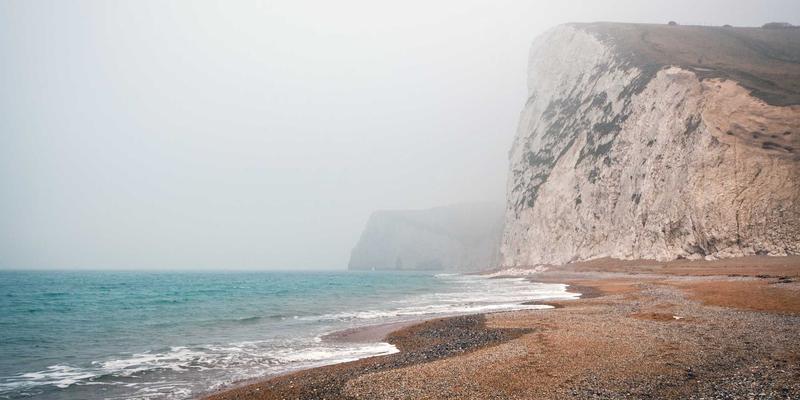 电竞外设的终极进化：揭秘NVIDIA Reflex与AMD Anti-Lag如何通过游戏显示器与鼠标的同步，重塑游戏周边体验